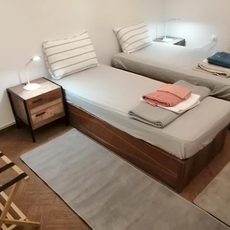 雅典Ανακαινισμένο 8 Λεπτά Από Το Μετρό.公寓 外观 照片